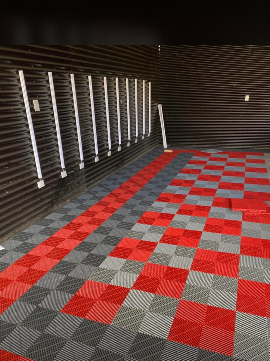 grisoscuro-grisclaro pisos modulares encastrables gris rojo